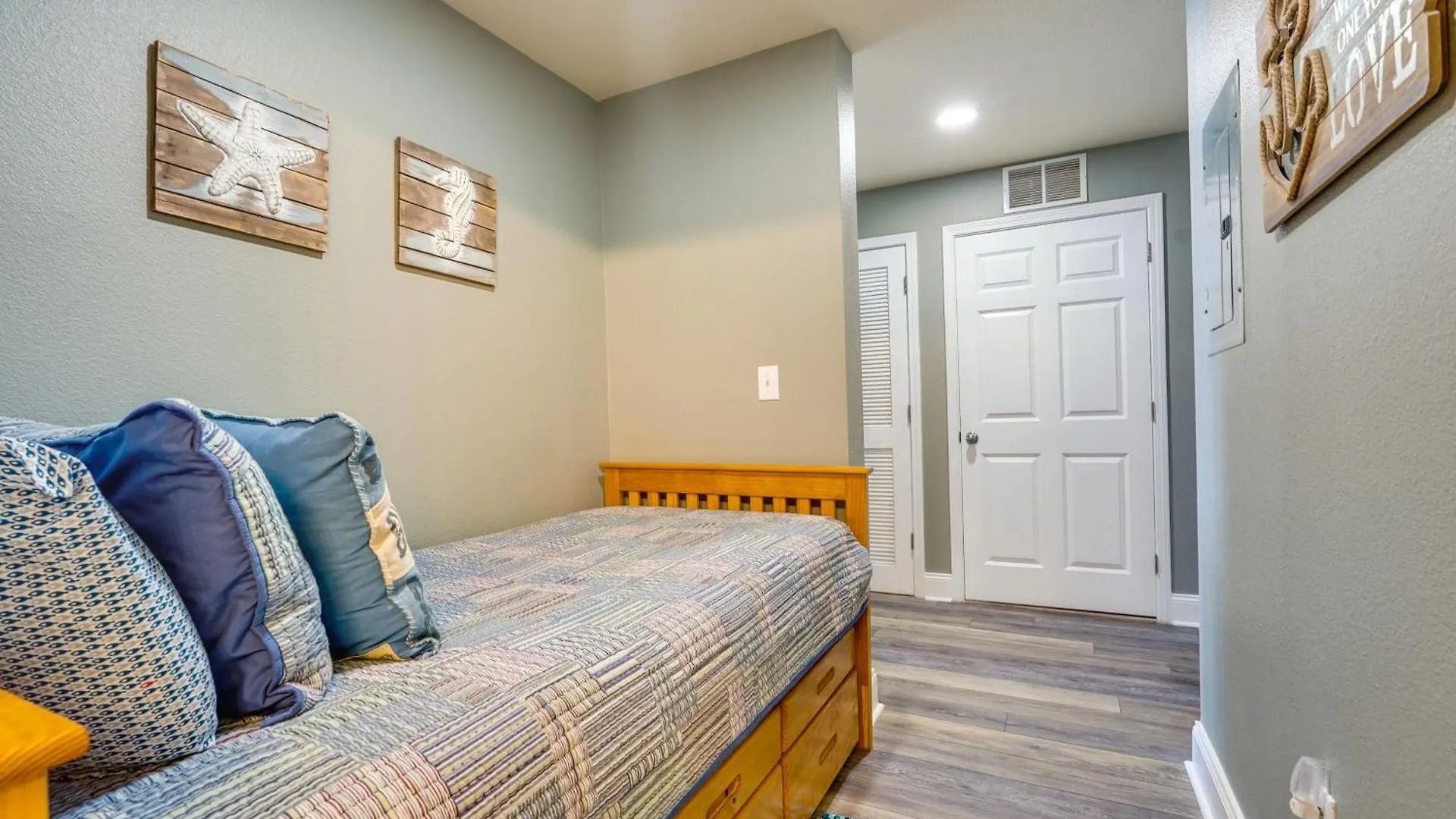 Apartman Pcb Vacation Rental With Balcony And Beach Access! Panama City Beach